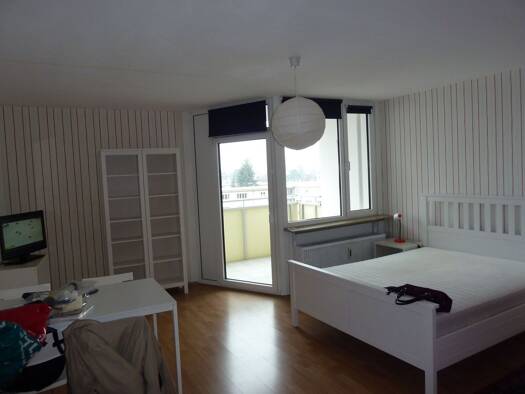 Wohnung zur Miete 650 € 1 Zimmer 34 m² Geschoss 5/16 frei ab 01.10.2026 Tiroler Straße 101 Sachsenhausen Frankfurt am Main 60596