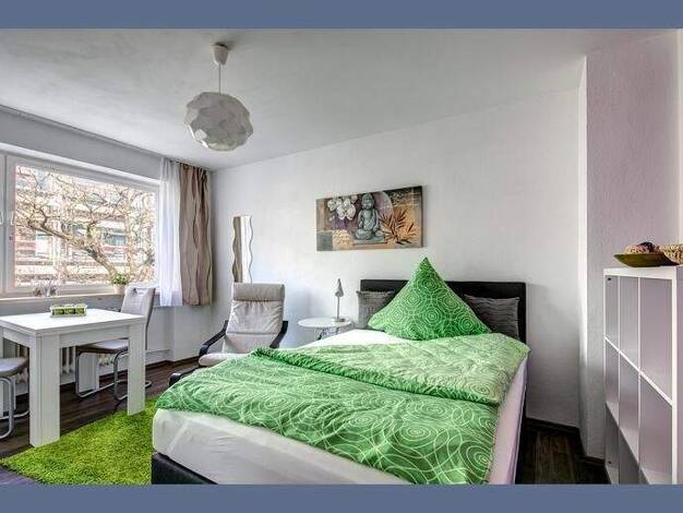 Wohnung zur Miete Wohnen auf Zeit 1.090 € 1 Zimmer 24 m² frei ab 16.01.2026 Berg am Laim München 81673