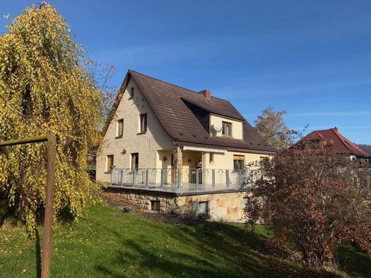 Haus zum Kauf 179.000 € 6 Zimmer 175 m² 1.776 m² Grundstück frei ab sofort Waldsteig 3 Merkers Krayenberggemeinde 36460