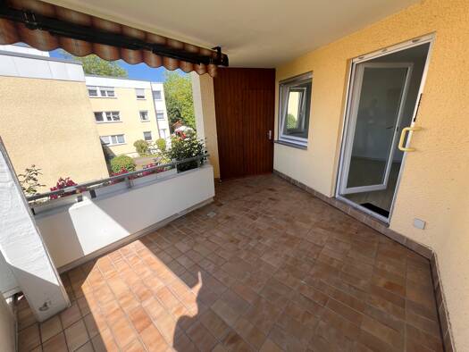 Wohnung zur Miete 1.175 € 3,5 Zimmer 92 m² Geschoss 1/4 frei ab sofort Stadtgebiet Göppingen 73033