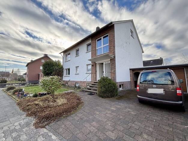 Mehrfamilienhaus zum Kauf 419.000 € 6 Zimmer 162,1 m² 626 m² Grundstück Upsprunge Salzkotten / Upsprunge 33154