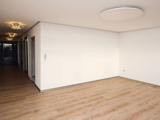 Wohnung zur Miete 995 € 2 Zimmer 76 m² 3. Geschoss Braunschweig 38102