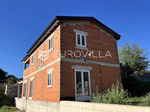 Einfamilienhaus zum Kauf - Erstbezug 350.000 € 3 Zimmer 130 m² Kringa Tinjan 52444
