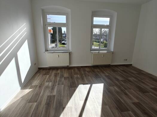 WG-Zimmer zur Miete 340 € 3 Zimmer 66,8 m² EG frei ab sofort Zittau 02763