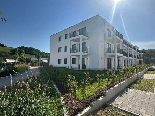 Wohnung zur Miete - Erstbezug 765 € 2 Zimmer 51,5 m² 1. Geschoss frei ab sofort Wörth an der Donau 93086