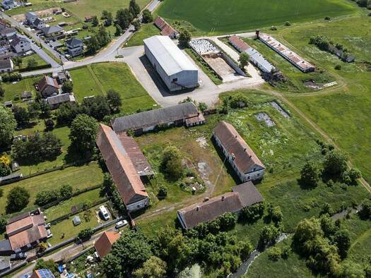 Grundstück zum Kauf provisionsfrei 10.269 m² Grundstück frei ab sofort Horni Lukavice 1 Horni Lukavice 35401