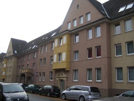 Wohnung zur Miete 438 € 2 Zimmer 54,8 m² 3 Geschosse frei ab sofort Kernstadt Nord Peine 31224