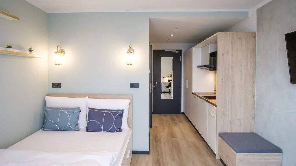 Studio zur Miete 1.735 € 1 Zimmer 23 m² frei ab sofort Pestalozzistraße 5-8 Pankow Berlin 13187