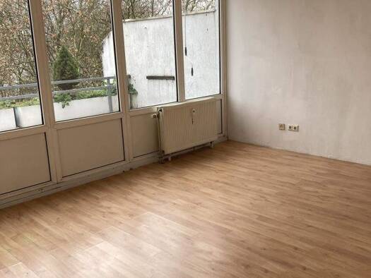 Wohnung zur Miete nur mit Wohnberechtigungsschein 382 € 2,5 Zimmer 72 m² 4. Geschoss Neumühl Duisburg 47167