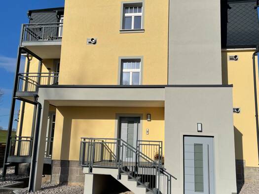 Wohnung zur Miete 890 € 3 Zimmer 92 m² Geschoss EG/2 frei ab sofort Wildenau Steinberg 08237
