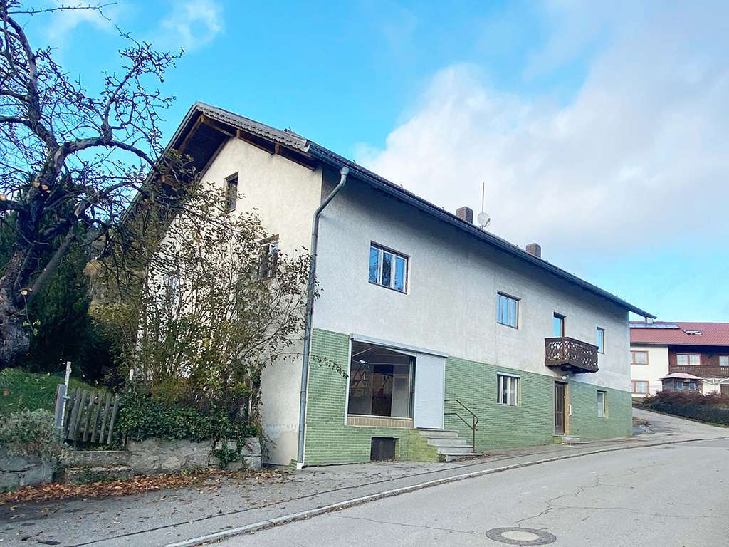 Einfamilienhaus zum Kauf provisionsfrei 98.000 € 8 Zimmer 236 m²<br/>Wohnfläche 362 m²<br/>Grundstück Fernsdorf Geiersthal 94244