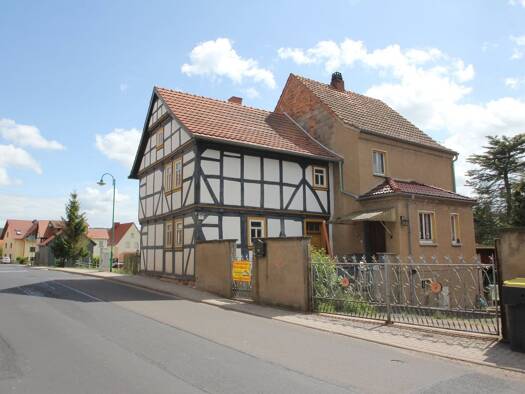 Einfamilienhaus zum Kauf provisionsfrei 169.000 € 6 Zimmer 110 m² 2.000 m² Grundstück Horschlitt Werra-Suhl-Tal 99837