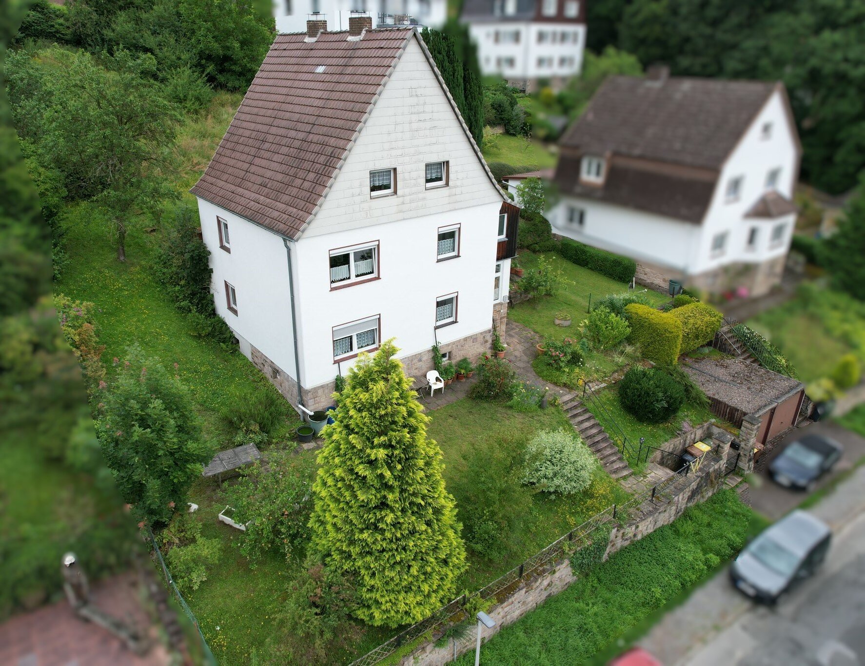 Mehrfamilienhaus zum Kauf 149.000 € 8 Zimmer 164 m²<br/>Wohnfläche 740 m²<br/>Grundstück Am Hang 4 Bad Karlshafen Bad Karlshafen 34385