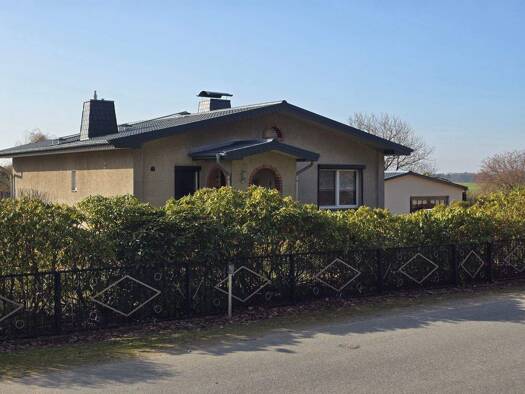 Einfamilienhaus zum Kauf als Kapitalanlage geeignet 349.000 € 6 Zimmer 2.308 m² Grundstück Karow Plau am See 19395