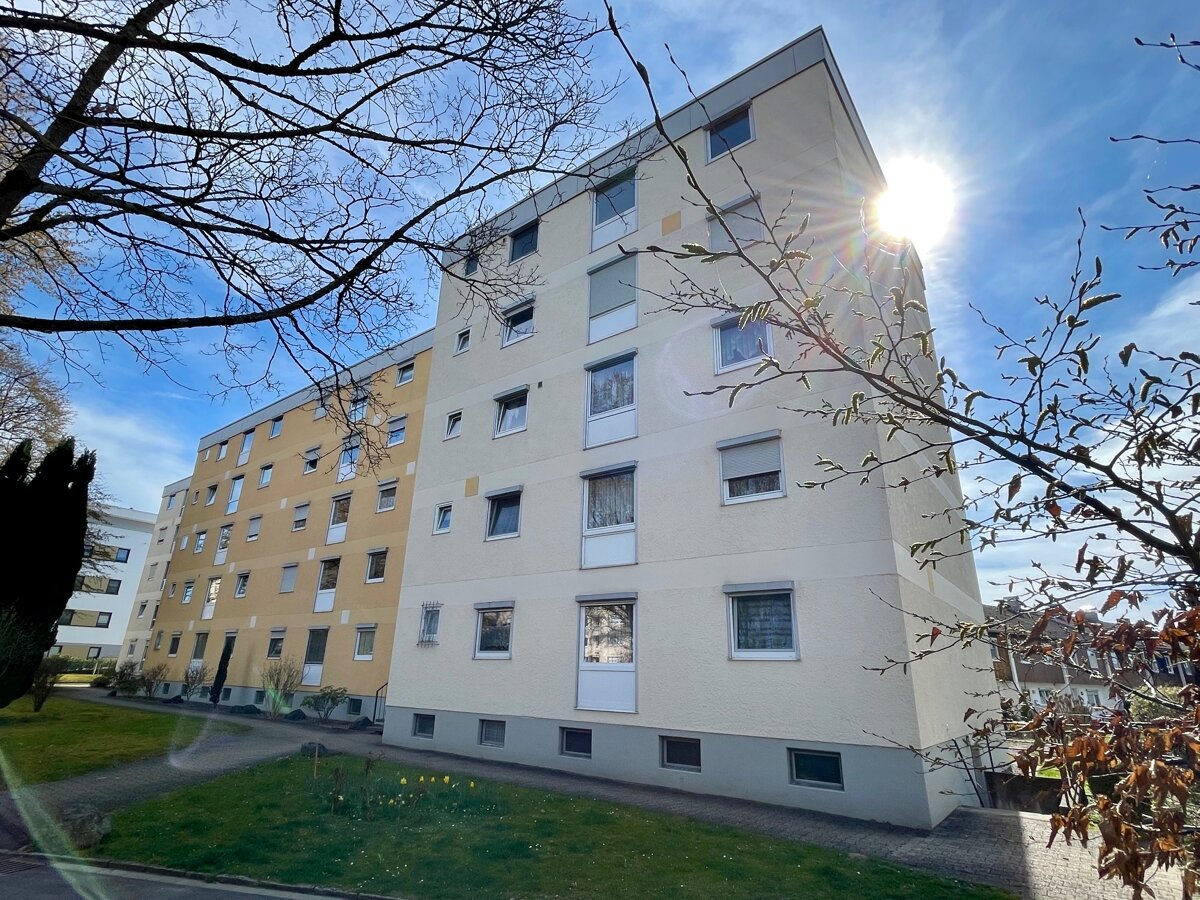 Wohnung zum Kauf 220.000 € 3 Zimmer 79 m²<br/>Wohnfläche 2.<br/>Geschoss Friedrichshafen - Ost 2 Friedrichshafen 88046