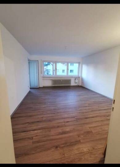 Wohnung zur Miete 950 € 3 Zimmer 72 m² Geschoss 2/3 frei ab sofort Innere Weißenseestraße 48 Feucht Feucht 90537