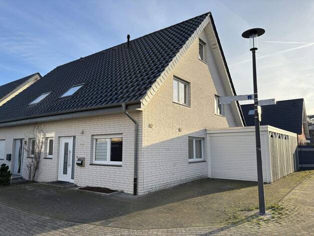 Doppelhaushälfte zum Kauf 389.000 € 5 Zimmer 118 m² 280 m² Grundstück Sürenheide Verl 33415