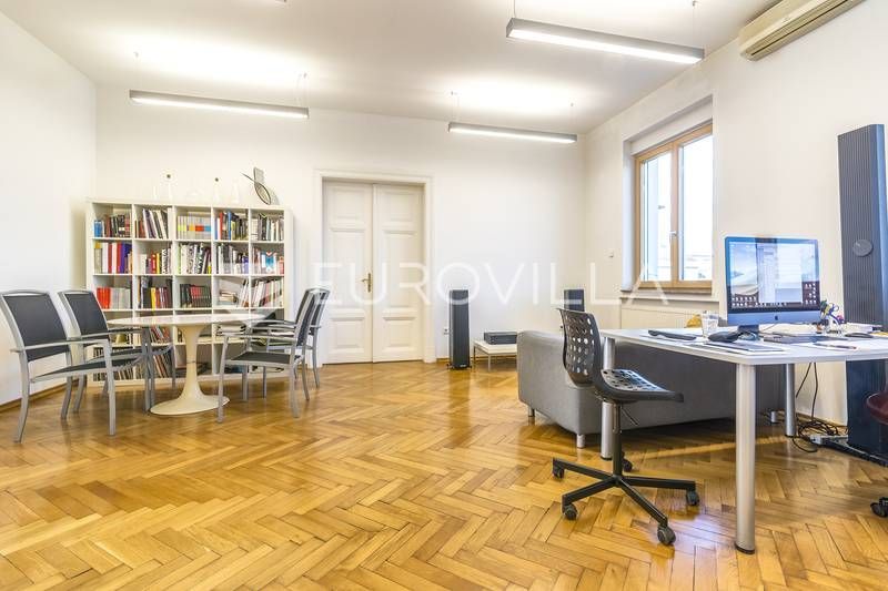 Wohnung zur Miete 1.100 € 3 Zimmer 131 m²<br/>Wohnfläche 4.<br/>Geschoss Preradoviceva Donji grad 10000