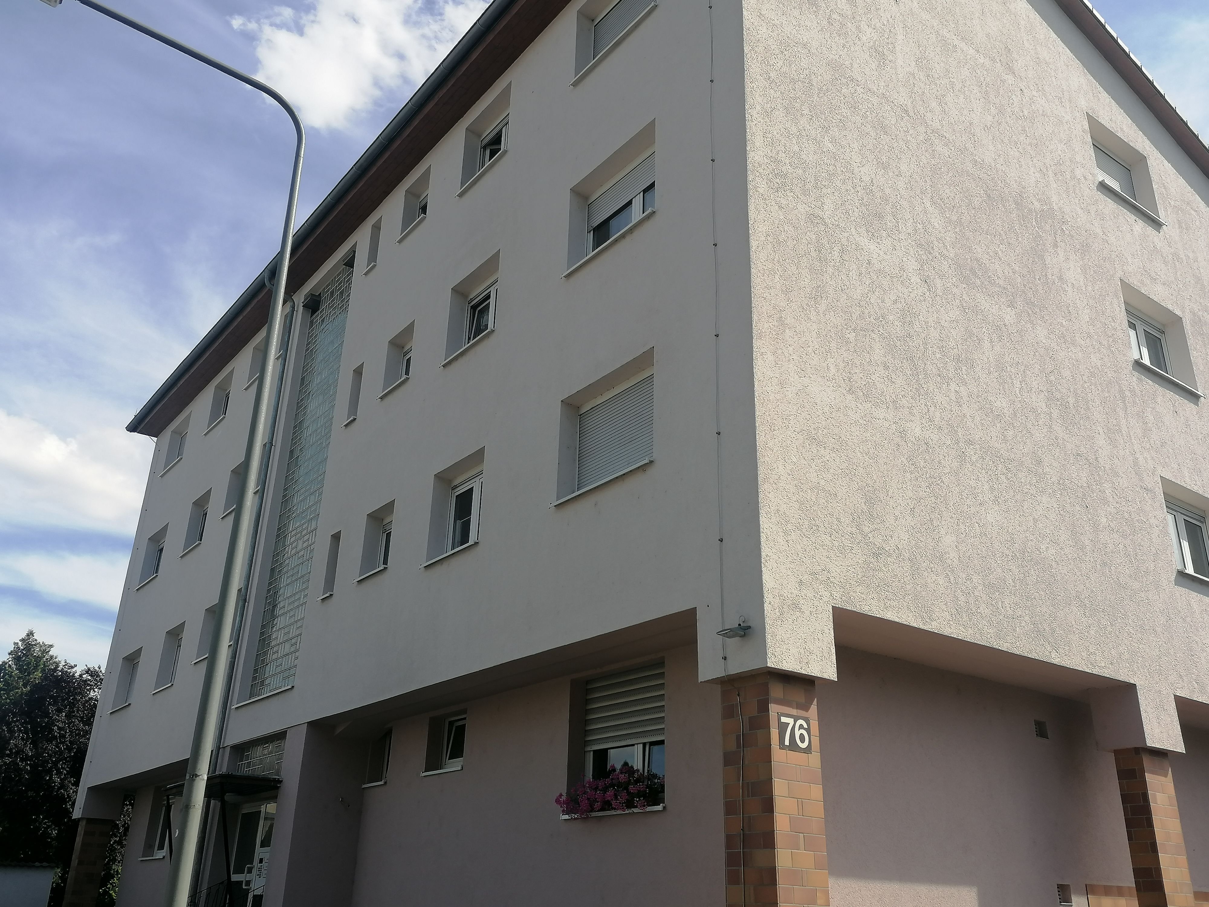 Terrassenwohnung zur Miete 850 € 2 Zimmer 66 m²<br/>Wohnfläche UG<br/>Geschoss ab sofort<br/>Verfügbarkeit August-Schanz-Str. 76 Preungesheim Frankfurt am Main 60435