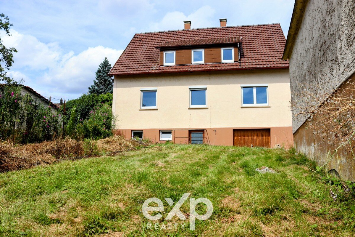 Einfamilienhaus zum Kauf 549.000 € 7 Zimmer 127 m²<br/>Wohnfläche 948 m²<br/>Grundstück Oberjesingen Herrenberg / Oberjesingen 71083