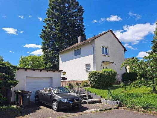 Einfamilienhaus zum Kauf 298.000 € 4 Zimmer 105 m² 793 m² Grundstück Großenritte Baunatal 34225