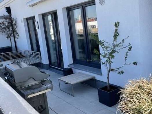 Penthouse zur Miete 1.800 € 2 Zimmer 81 m² Geschoss 6/6 frei ab 20.03.2026 Boxhagener Straße Friedrichshain Berlin 10245