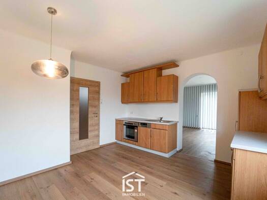 Einfamilienhaus zur Miete 1.590 € 6 Zimmer 126 m² frei ab sofort Oberndorf 7 Altheim 4950