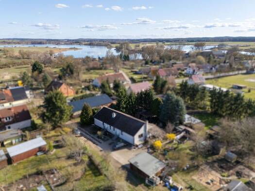 Haus zum Kauf 124.000 € 4 Zimmer 124 m² 411 m² Grundstück Rödlin Blankensee 17237