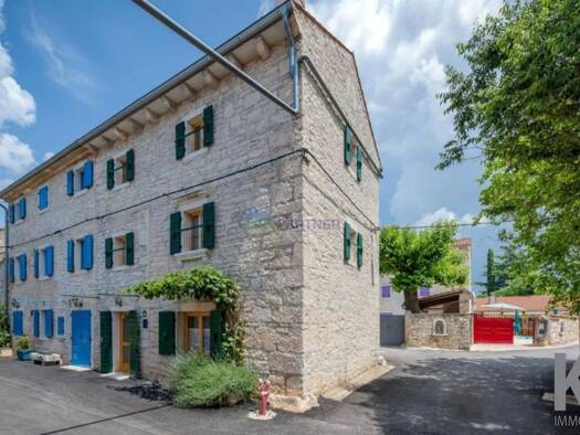 Haus zum Kauf 495.000 € 6 Zimmer 210 m² 182 m² Grundstück Kanfanar 52352