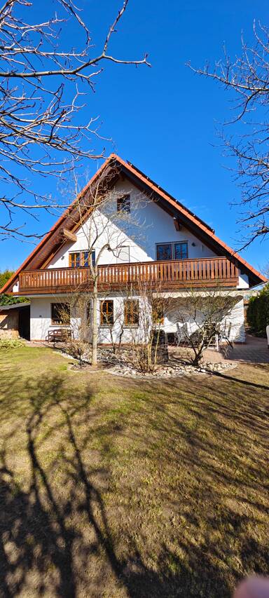Haus zur Miete 3.000 € 8 Zimmer 200 m² 658 m² Grundstück Baiersdorf Baiersdorf 91083