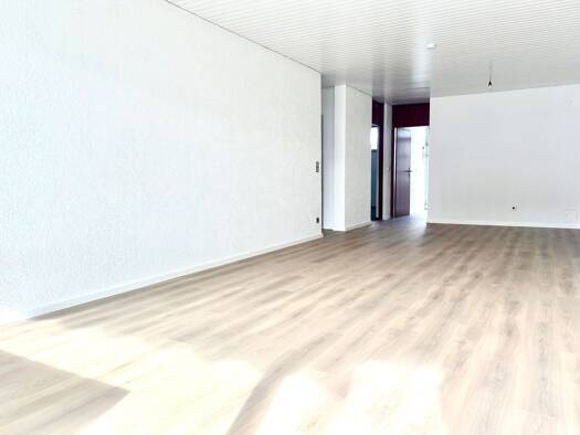 Wohnung zur Miete 1.300 € 3 Zimmer 85 m² Geschoss 1/3 frei ab sofort Daimlerstraße 4 Mörfelden Mörfelden-Walldorf 64546