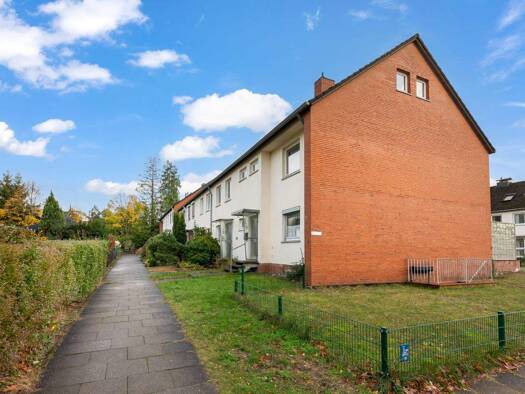 Reihenmittelhaus zum Kauf 239.000 € 5 Zimmer 95 m² 174 m² Grundstück Neu Wulmstorf 21629