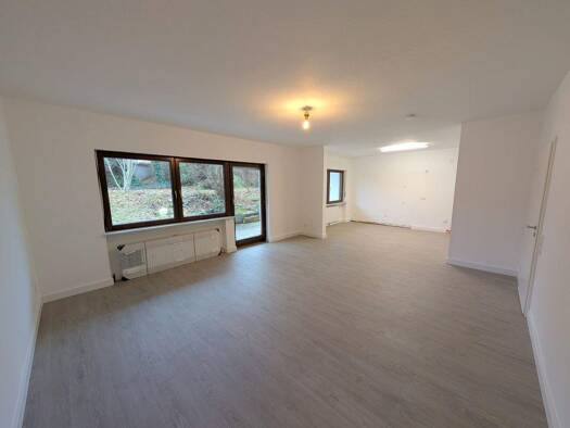 Wohnung zum Kauf 219.000 € 3 Zimmer 88 m² 3 Geschosse frei ab sofort Reilingen 68799