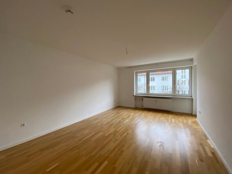 Wohnung zur Miete 1.404 € 3 Zimmer 72,5 m²<br/>Wohnfläche 2.<br/>Geschoss 08.01.2025<br/>Verfügbarkeit Leonrodstr. 55 C Dom Pedro München 80636