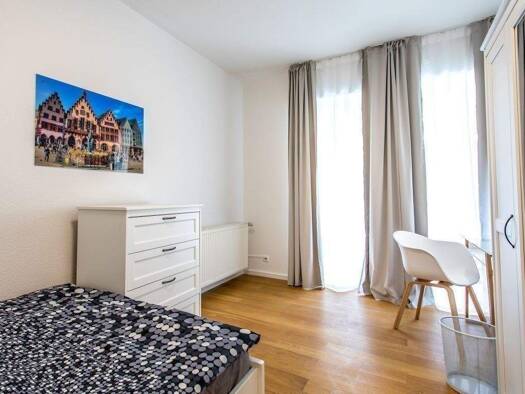 WG-Zimmer zur Miete Wohnen auf Zeit 450 € 10 m² EG frei ab 30.09.2025 Homburger Hohl 00 Bonames Frankfurt am Main 60437