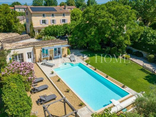 Haus zum Kauf 1.850.000 € 400 m² 1.560 m² Grundstück Secteur Sud Pernes-les-Fontaines 84210