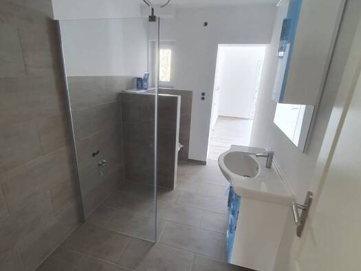 Doppelhaushälfte zur Miete 850 € 3 Zimmer 95 m² 340 m² Grundstück frei ab sofort Bahnhofstraße 121 Glöwen Plattenburg 19339