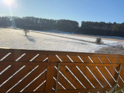 Wohnung zur Miete 600 € 3,5 Zimmer 90 m² 2. Geschoss frei ab sofort Zeckern Hemhofen 91334