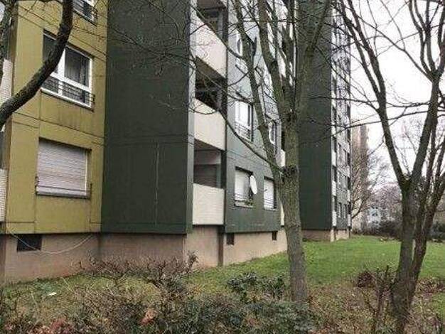 Wohnung zur Miete 773 € 2,5 Zimmer 61 m² frei ab 12.02.2026 Dürkheimer Str 4 Nied Frankfurt am Main 65934