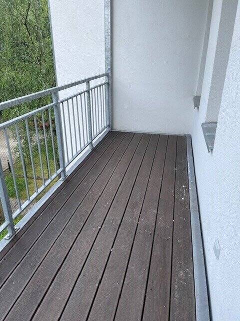 MODERNES WOHNEN! Wohnung mit Parkett, Fußbodenheizung, Balkon und Lift – Gießerstraße 21, 9130 Chemnitz – Vorschaubild 2