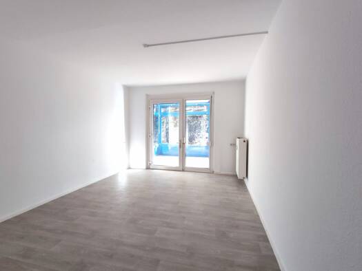 Wohnung zur Miete 478 € 2 Zimmer 68,3 m² EG frei ab sofort Altstadt Magdeburg 39104
