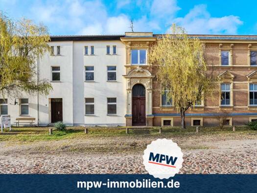 Mehrfamilienhaus zum Kauf 285.000 € 18 Zimmer 561,4 m² 5.900 m² Grundstück Weichensdorf Friedland 15848