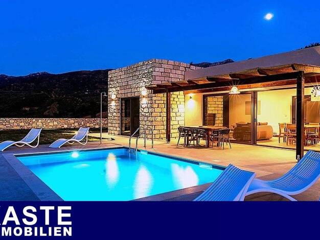 Haus zum Kauf 580.000 € 3 Zimmer 94 m² 1.990 m² Grundstück Municipality of Sitia 723 00