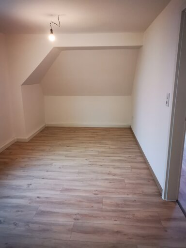 Wohnung zur Miete 580 € 2 Zimmer 60 m² frei ab sofort Kornburg / Worzeldorf Nürnberg 90455