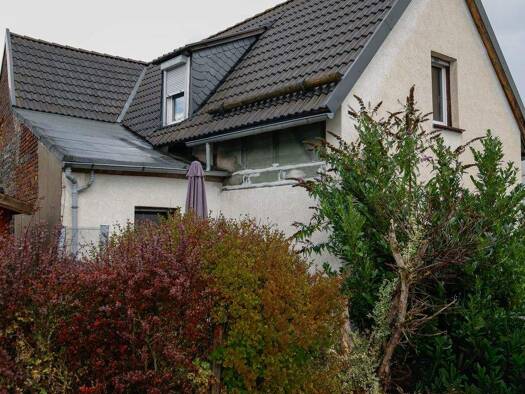 Haus zum Kauf 159.000 € 12 Zimmer 112 m² 168 m² Grundstück Medebach 59964