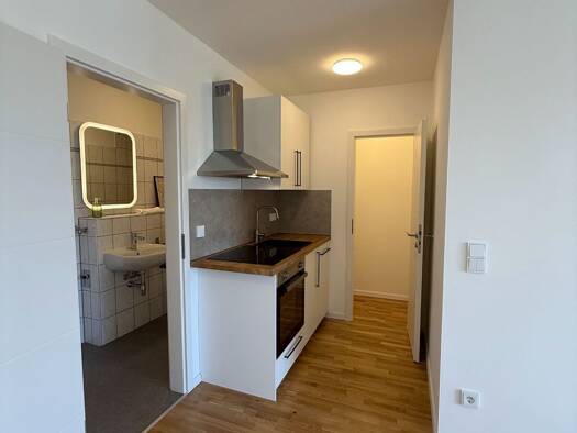 Wohnung zur Miete 579 € 1 Zimmer 30 m² Geschoss 3/3 frei ab sofort Großzschocher Leipzig 04249
