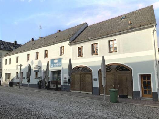 Gewerbeobjekt zum Kauf als Kapitalanlage geeignet 389.000 € 9 Zimmer 459 m² 364 m² Grundstück Waldsassen Waldsassen 95652