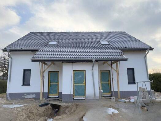 Doppelhaushälfte zur Miete 1.800 € 3 Zimmer 109,9 m² 350 m² Grundstück frei ab 01.03.2026 Oersdorf 24568