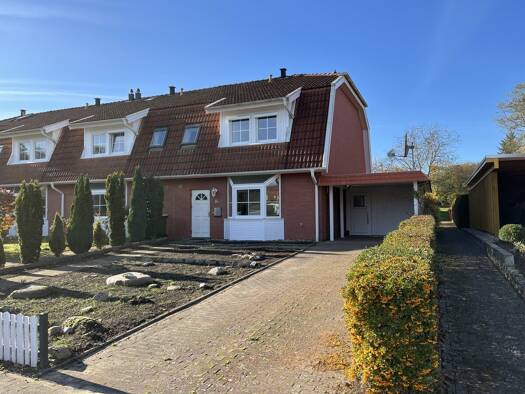 Reihenendhaus zum Kauf 295.000 € 4 Zimmer 107 m² 320 m² Grundstück Wittenförden 19073