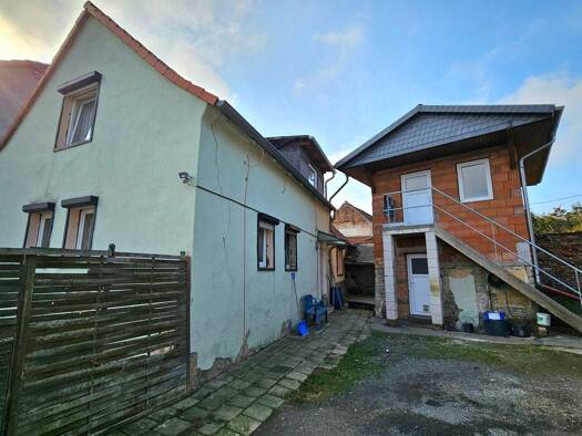 Einfamilienhaus zum Kauf 100.000 € 3 Zimmer 119 m² 360 m² Grundstück Am Bahnhof Schneidlingen Hecklingen 39444